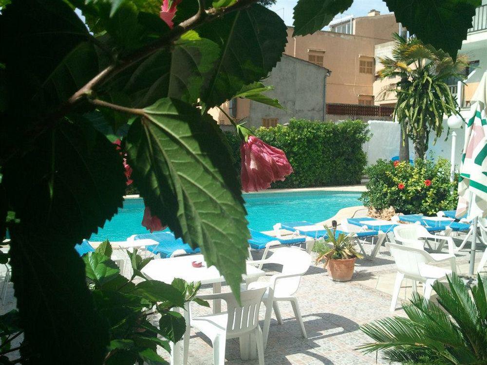 Hostal Casa Bauza Cala Ratjada  Luaran gambar