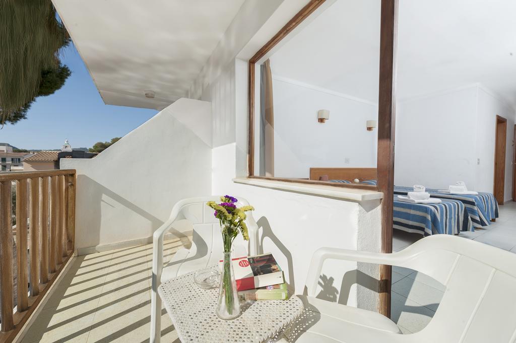 Hostal Casa Bauza Cala Ratjada  Bilik gambar