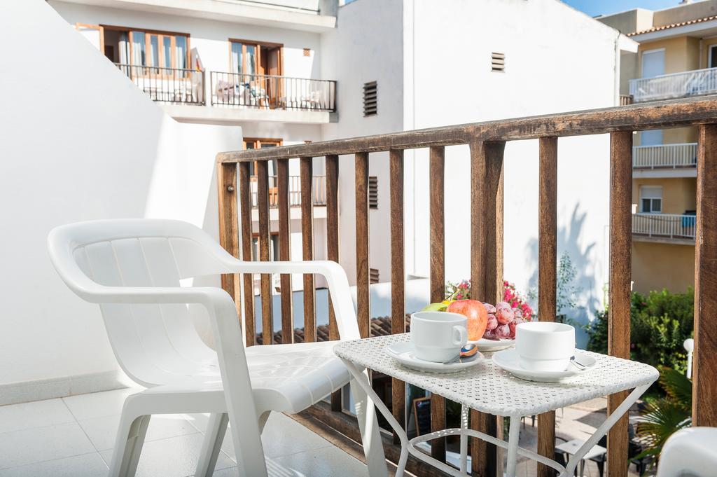 Hostal Casa Bauza Cala Ratjada  Bilik gambar
