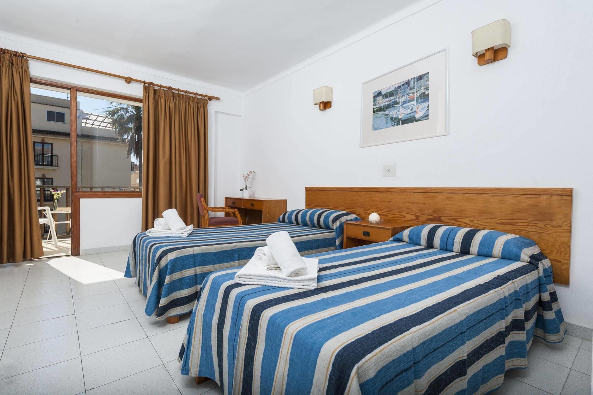 Hostal Casa Bauza Cala Ratjada  Luaran gambar