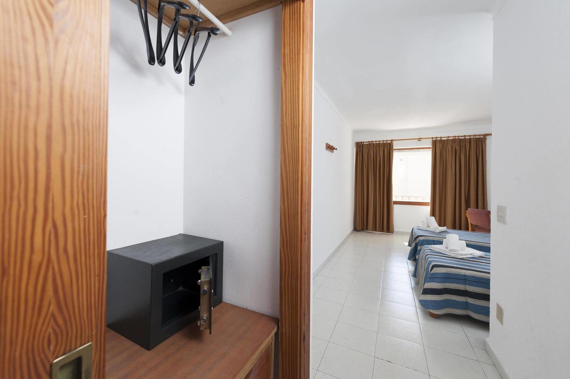 Hostal Casa Bauza Cala Ratjada  Luaran gambar